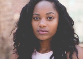 Personalization in E-commerce Enhanced by AI